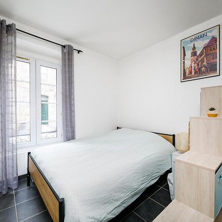 Agreable T1 Situe Au Centre Historique De Dinan Apartment Luaran gambar