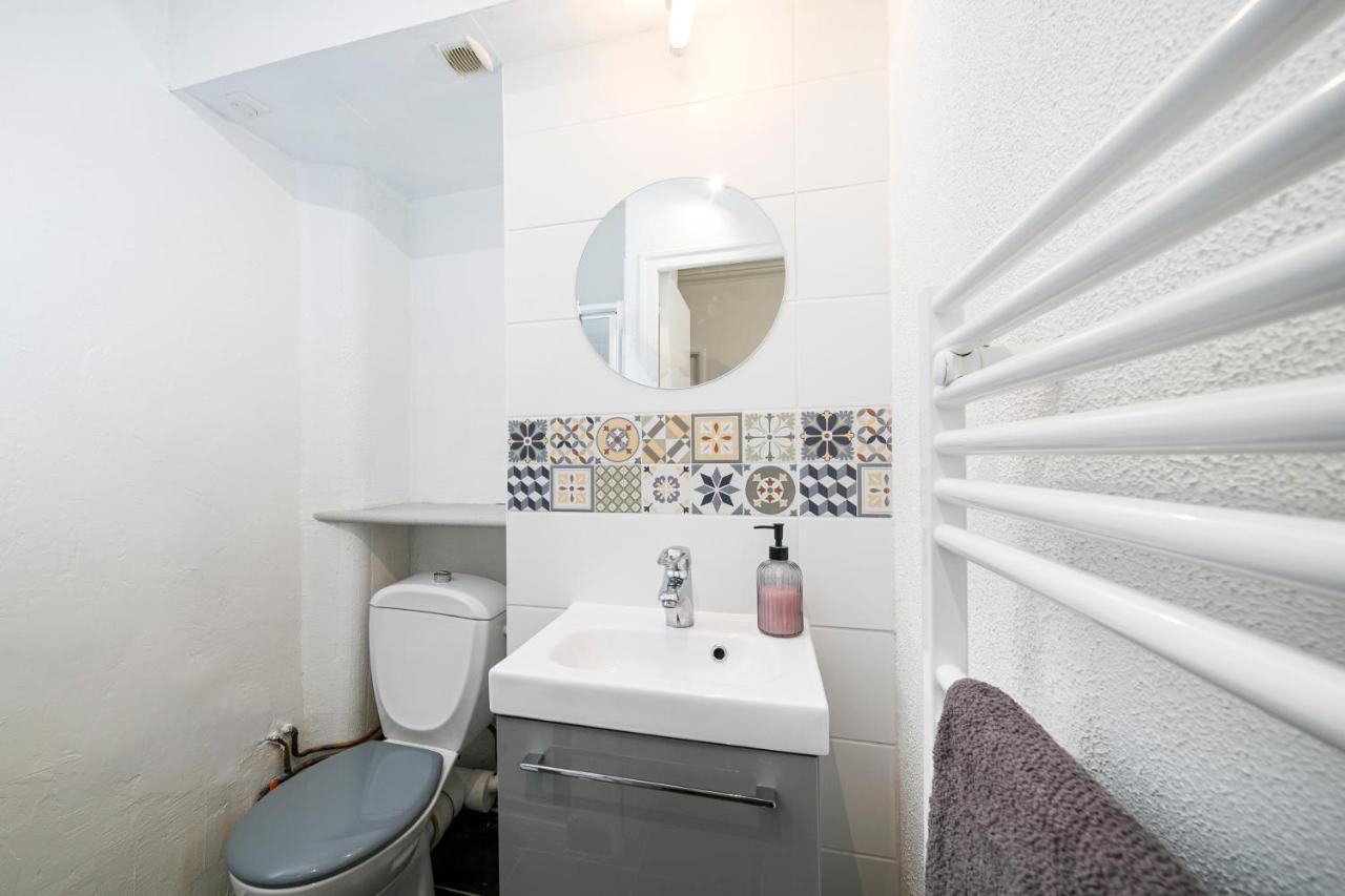 Agreable T1 Situe Au Centre Historique De Dinan Apartment Luaran gambar